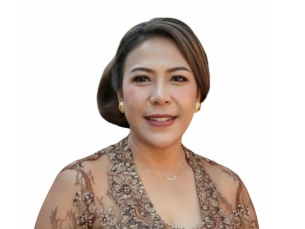 Natalie Anak Agung Molloy